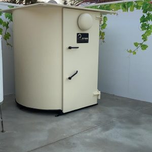 Round shelter in a sales office