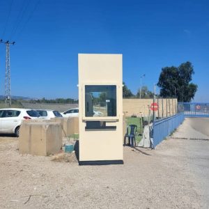 Compact guard booth offering reliable ballistic security
